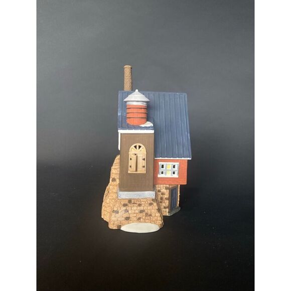 Department 56 Yankee Jud Bell Casting House - Picture 5 of 7